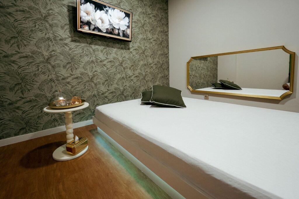Zenith Tantric Spa — Casa de Massagem 2